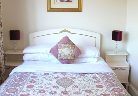 Small Double Room @ The Dial House Oxford | Sleeps 2