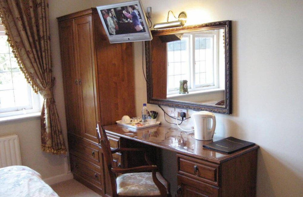 Twin Room - Gallery - Image 4 | The Dial House Oxford